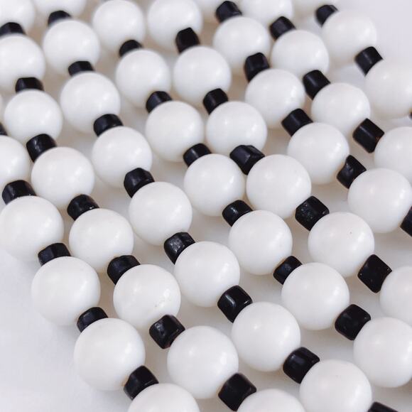 VTG Mid Century Black White Bib Necklace Molded Beads Hook Clasp 1950s 60s - Picture 11 of 13